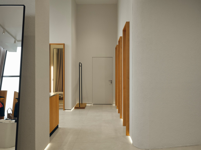 ������� ������� ������ EMKA � ��� �������