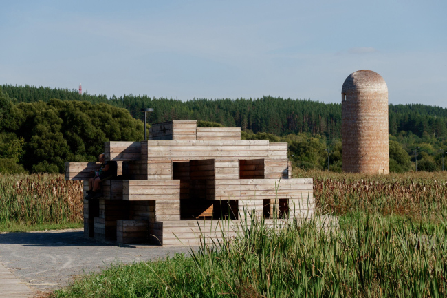 ������������ ���