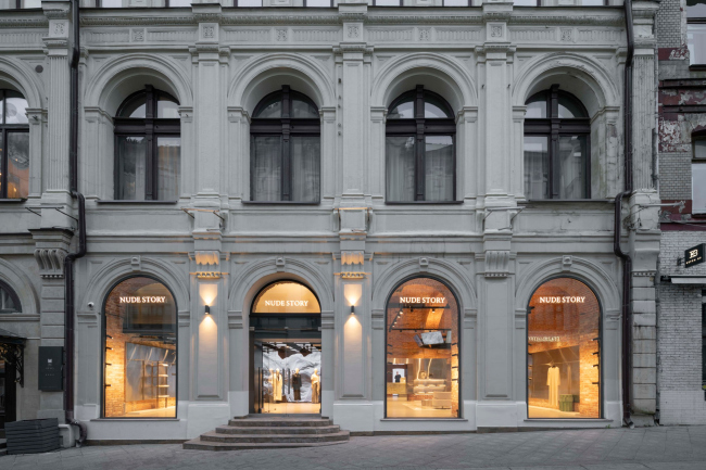 ����� ������� ������ �Nude Story�