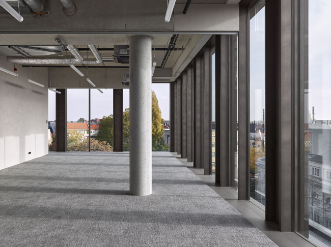 Многофункциональный центр Kalle Neukölln Многофункциональный центр Kalle Neukölln