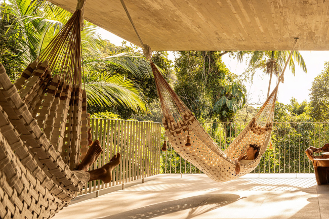 ��� Canopy House