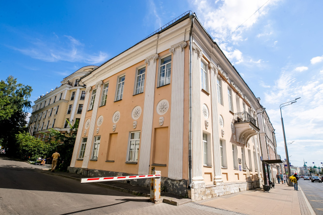 ������ ����� �������� ������