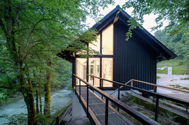 �������������� ����� � ������ �������