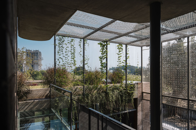 ��� Jungalow 2