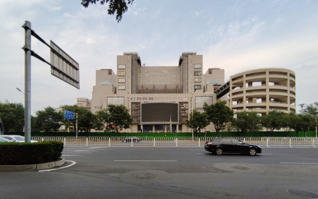 ������� �������� ����� ������ �� �������������