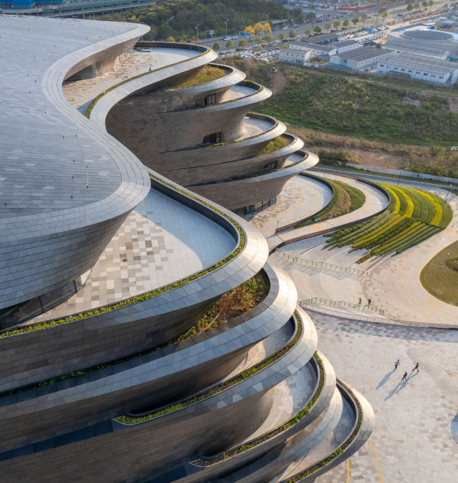 ������������� ����� ����� � ����������