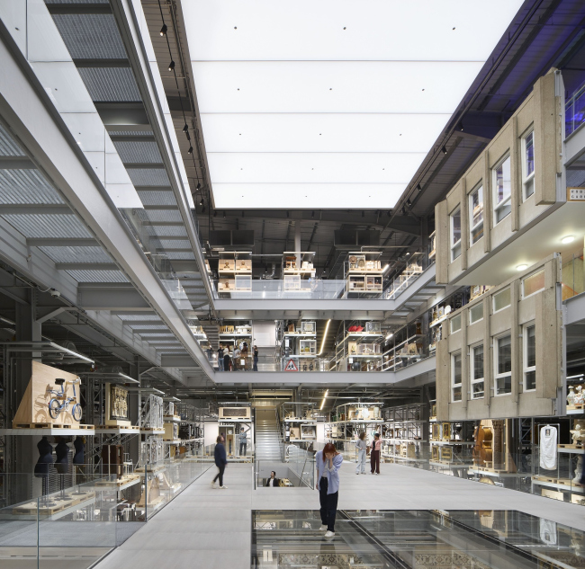 Фондохранилище Музея Виктории и Альберта Фондохранилище Музея Виктории и Альберта