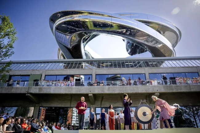 ����� �������� Fenix � ���������� � ��������� �������� 15 ��� 2025 �.