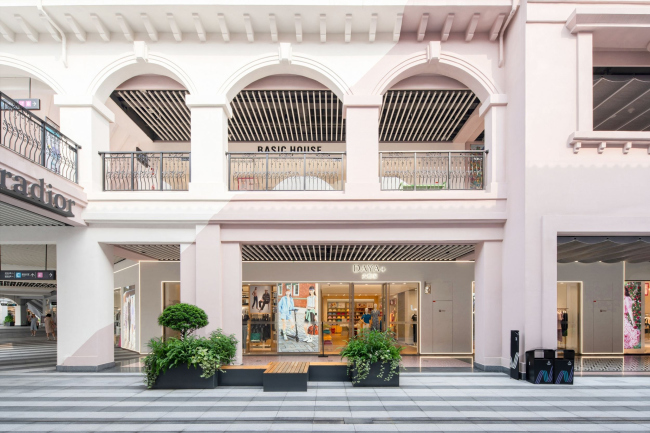 �������� �������� Outlets 8