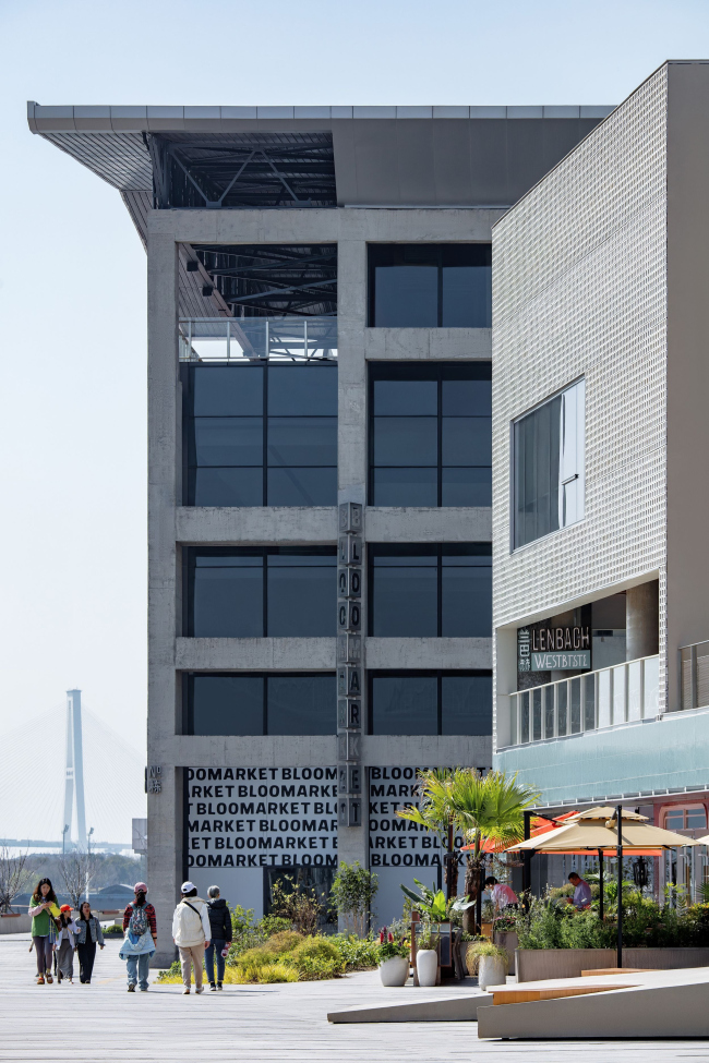 -  GATE M Dream Center