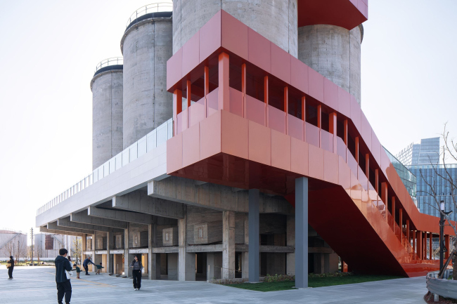 -  GATE M Dream Center