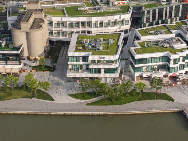 -  GATE M Dream Center