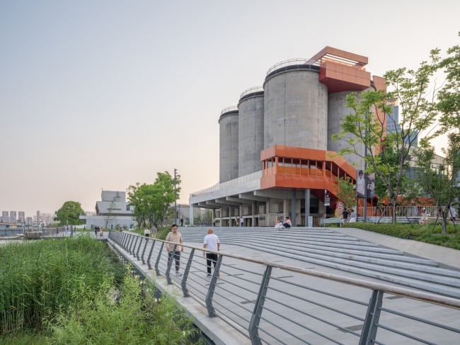 -  GATE M Dream Center