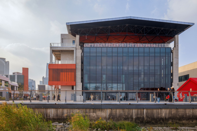 -  GATE M Dream Center