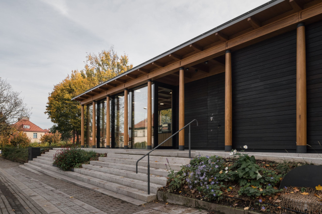    Beseda O&#345;echovka