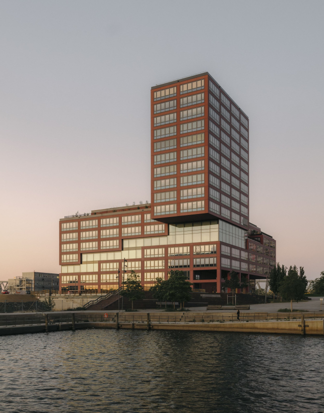 ������� ������ EDGE HafenCity