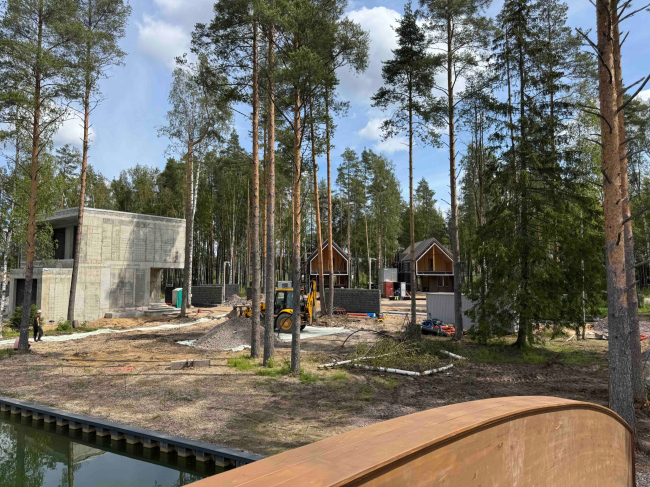 Мост в поселке Форест Вилладж Мост в поселке Форест Вилладж