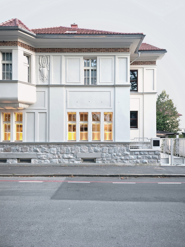 ����� ������