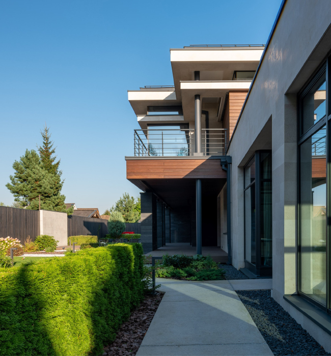 A house in the spirit of Wright