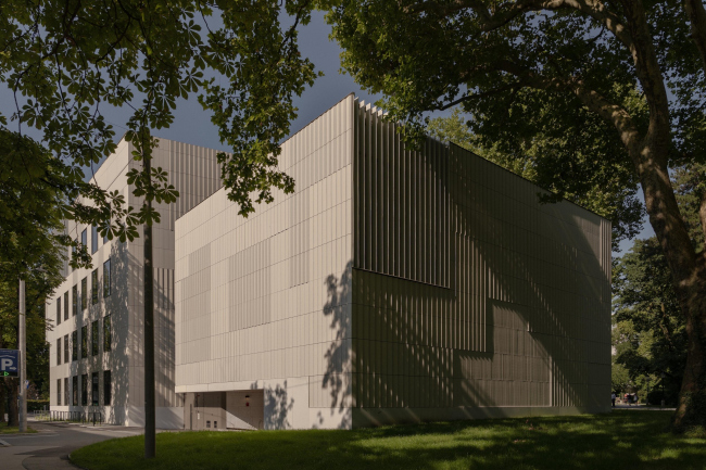 ����������� ��������� � ������ � ����� ���������