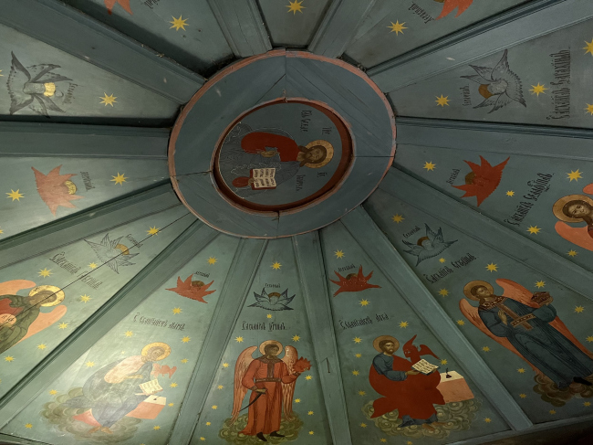 Heavens in Kenozerye churches 