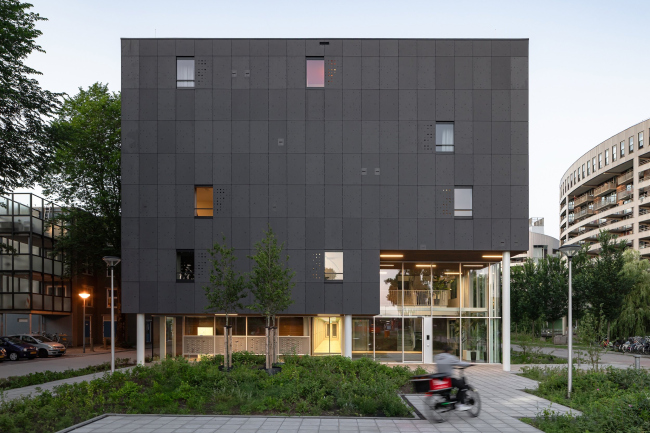 ������������ ��������� ���������� ���������������� ������������ Suit� 9