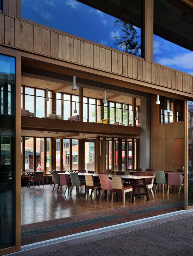 ����� �������� ��� ������� Appleby Blue