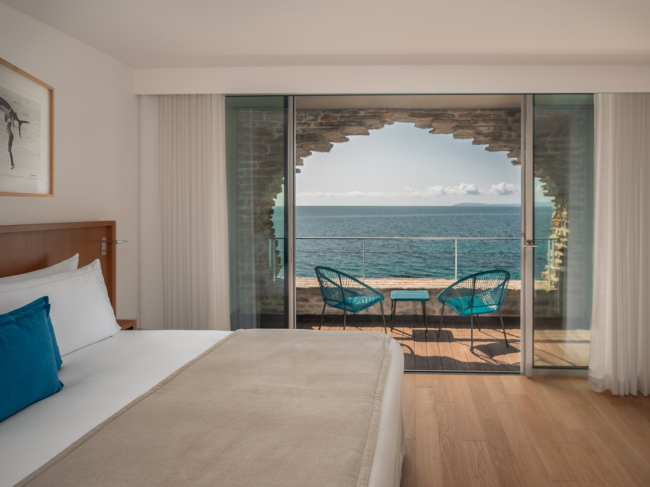 ����� Les Roches