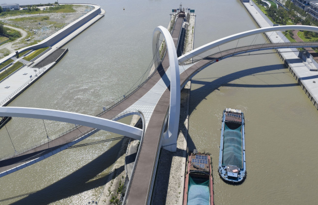 ���������� � �������� ����� ������� ����� � �������