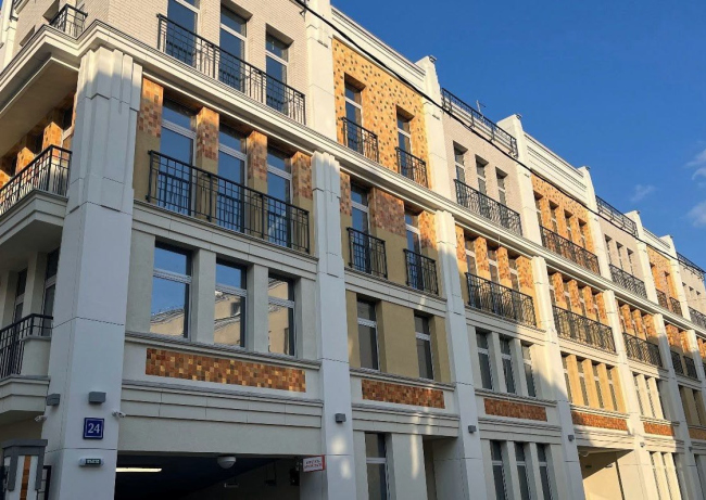 �� �������,
������� ��������, 24