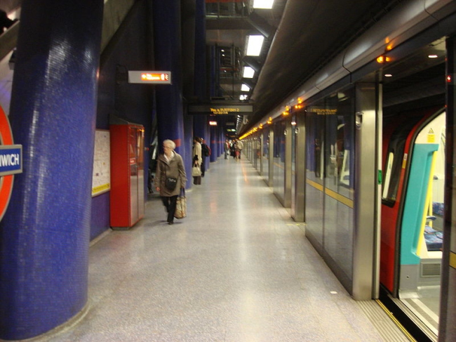 Станция метро North Greenwich. Фото: oyxman via Wikimedia Commons. Лицензия  GNU Free Documentation License версии 1.2