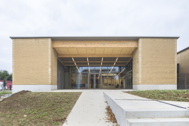 ������� ��������������� � ���������� ����� Parc des Loges