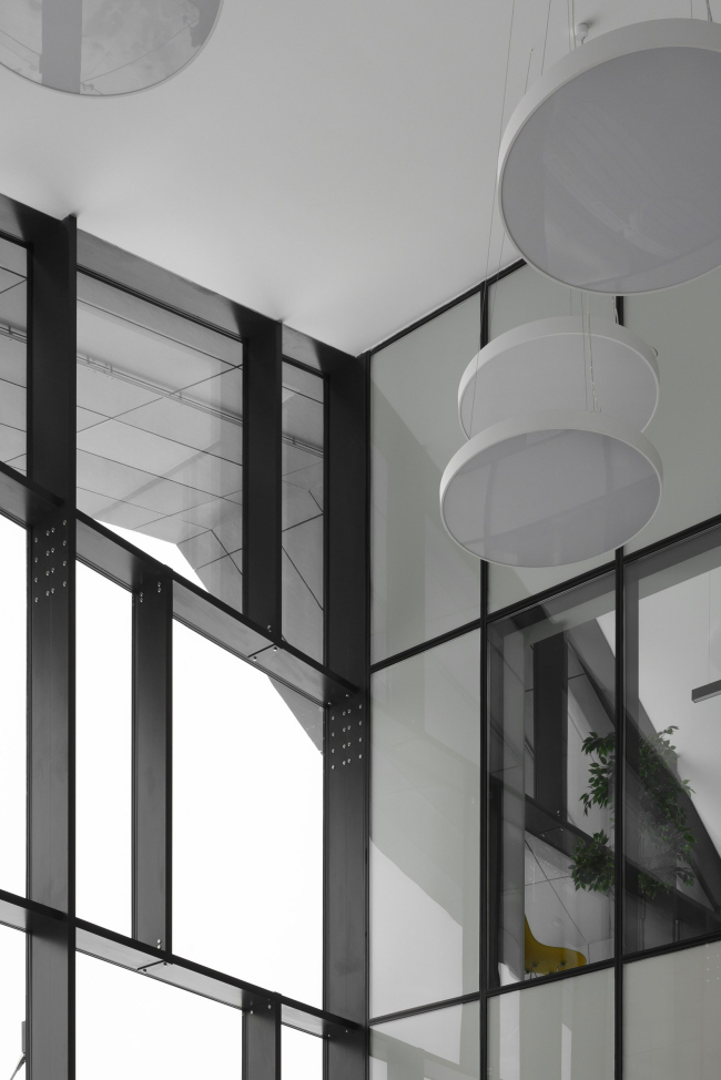 ���������� � �����, 11.2025