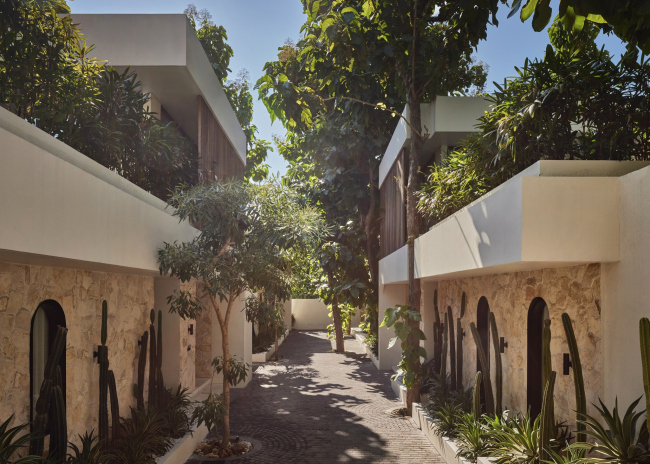 ����� Lyvin Bingin Villas