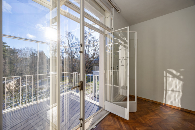 ����� ���� � �����������