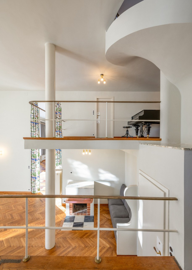 ����� ���� � �����������