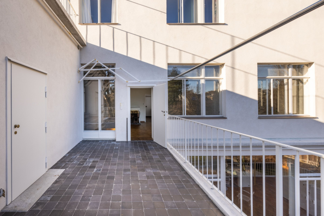 ����� ���� � �����������