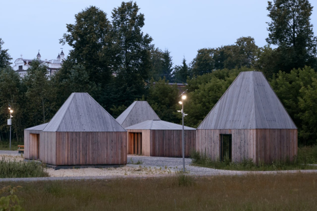 ��������