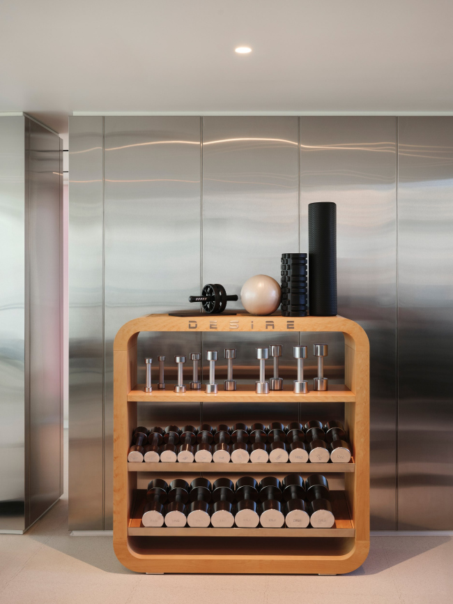 ���������-����� ONE