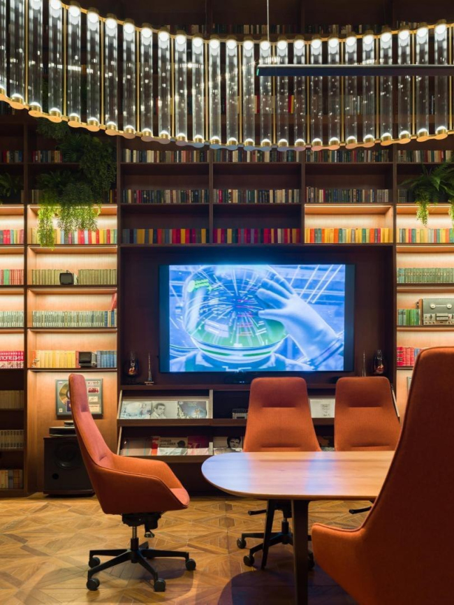 �������� ������������������� �����-������������