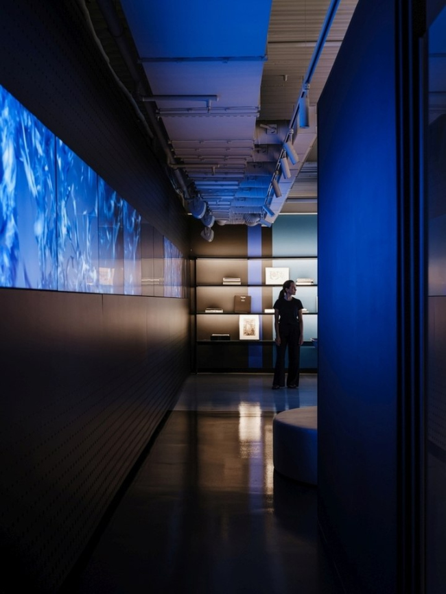 ���-��� ROCA GROUP SPACE