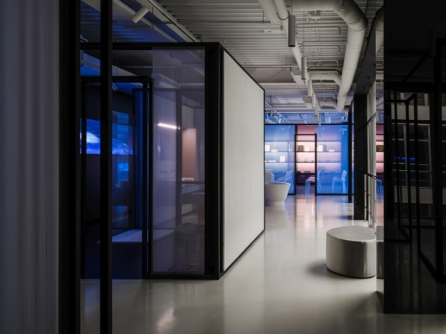 ���-��� ROCA GROUP SPACE