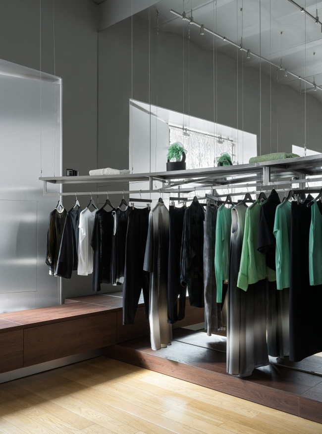 ������� LESEL