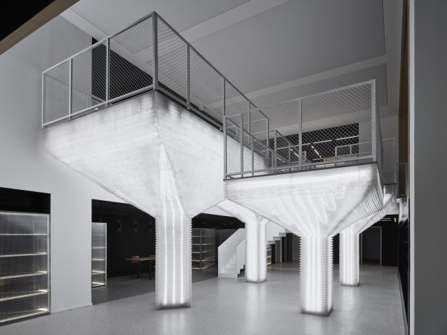 ������� � ������������ ��� ������ PRISM � ������