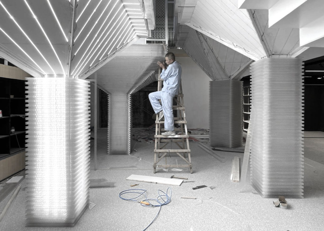 ������� � ������������ ��� ������ PRISM � ������ � � �������� �������������