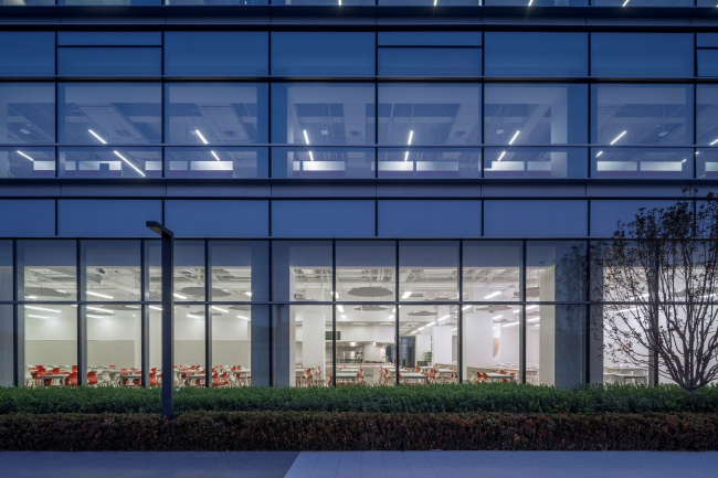 ���� ���������� � ��������� Lenovo � ���������