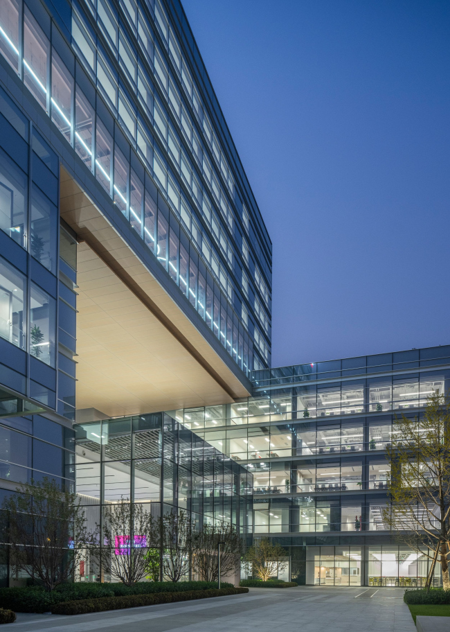 ���� ���������� � ��������� Lenovo � ���������