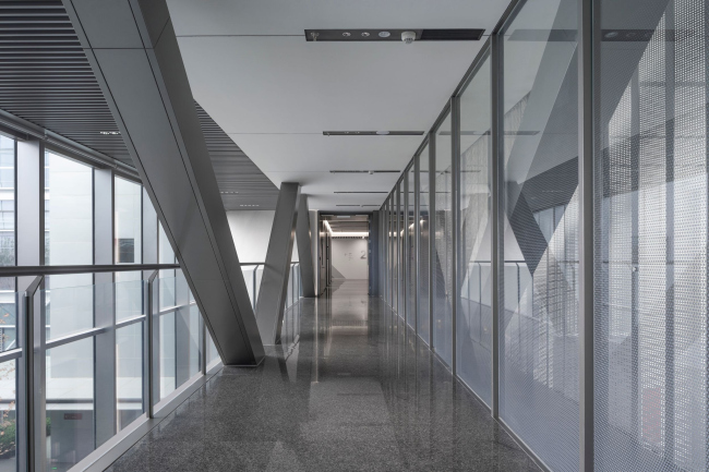 ���� ���������� � ��������� Lenovo � ���������