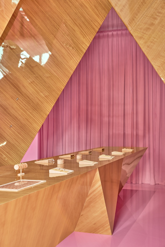 ��������� ����� Lindeza