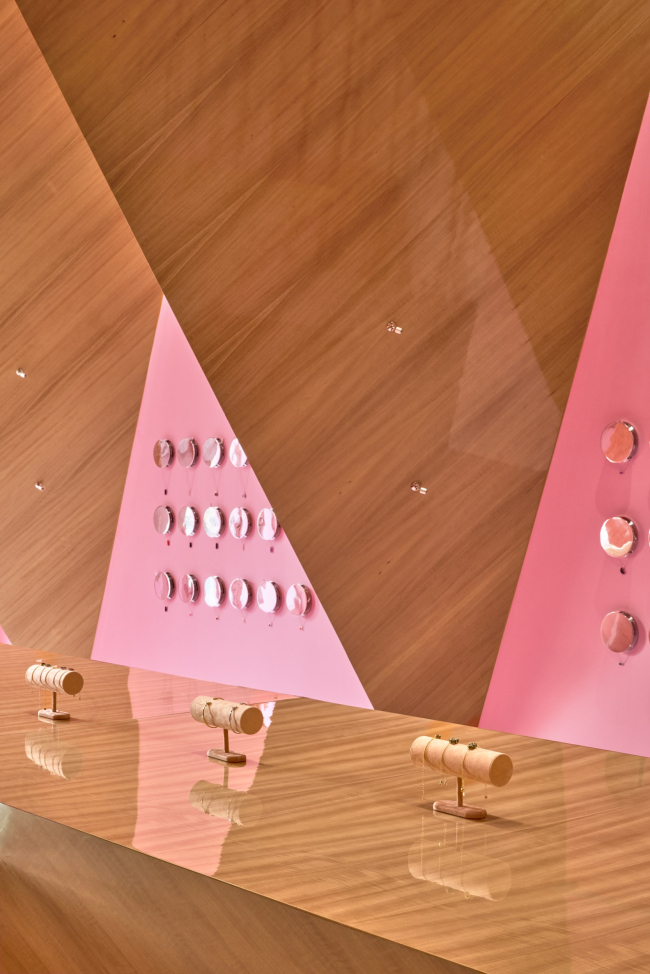 ��������� ����� Lindeza